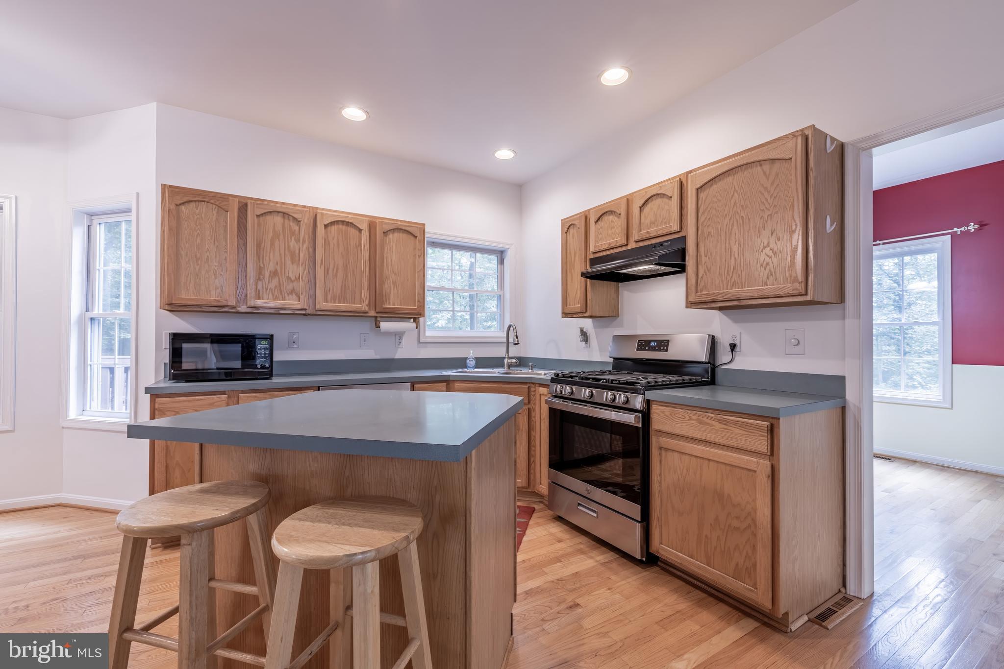 MAINBRACE - Residential