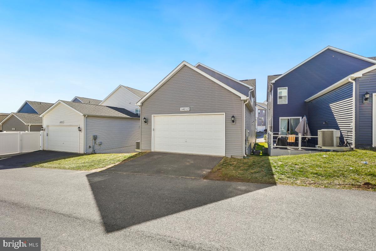 CLARKSBURG - Residential