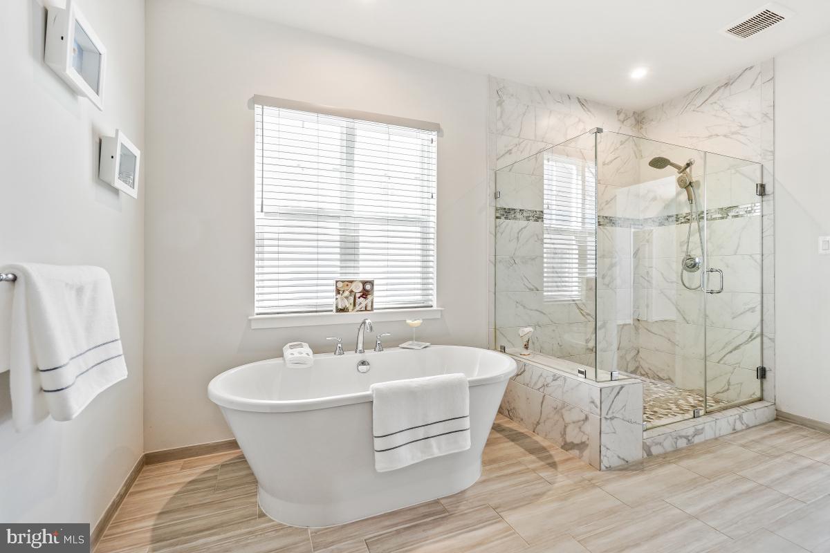 CLARKSBURG - Residential