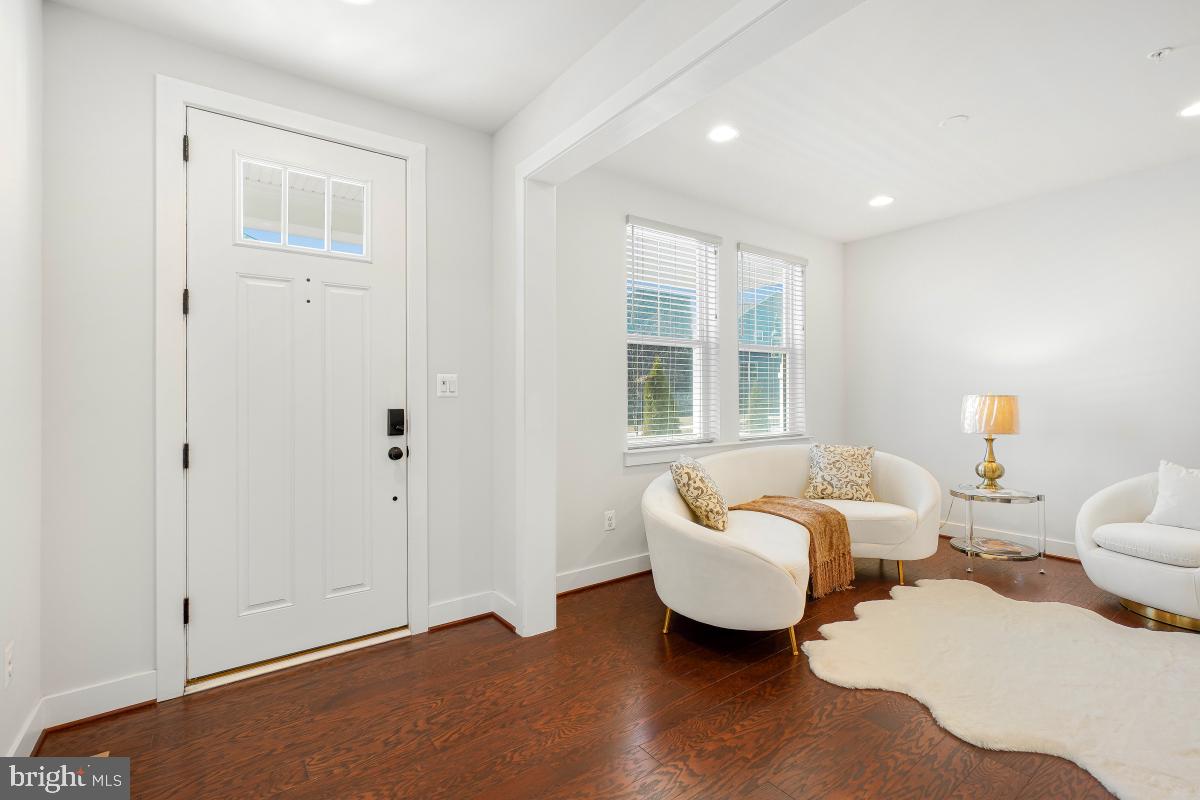 CLARKSBURG - Residential