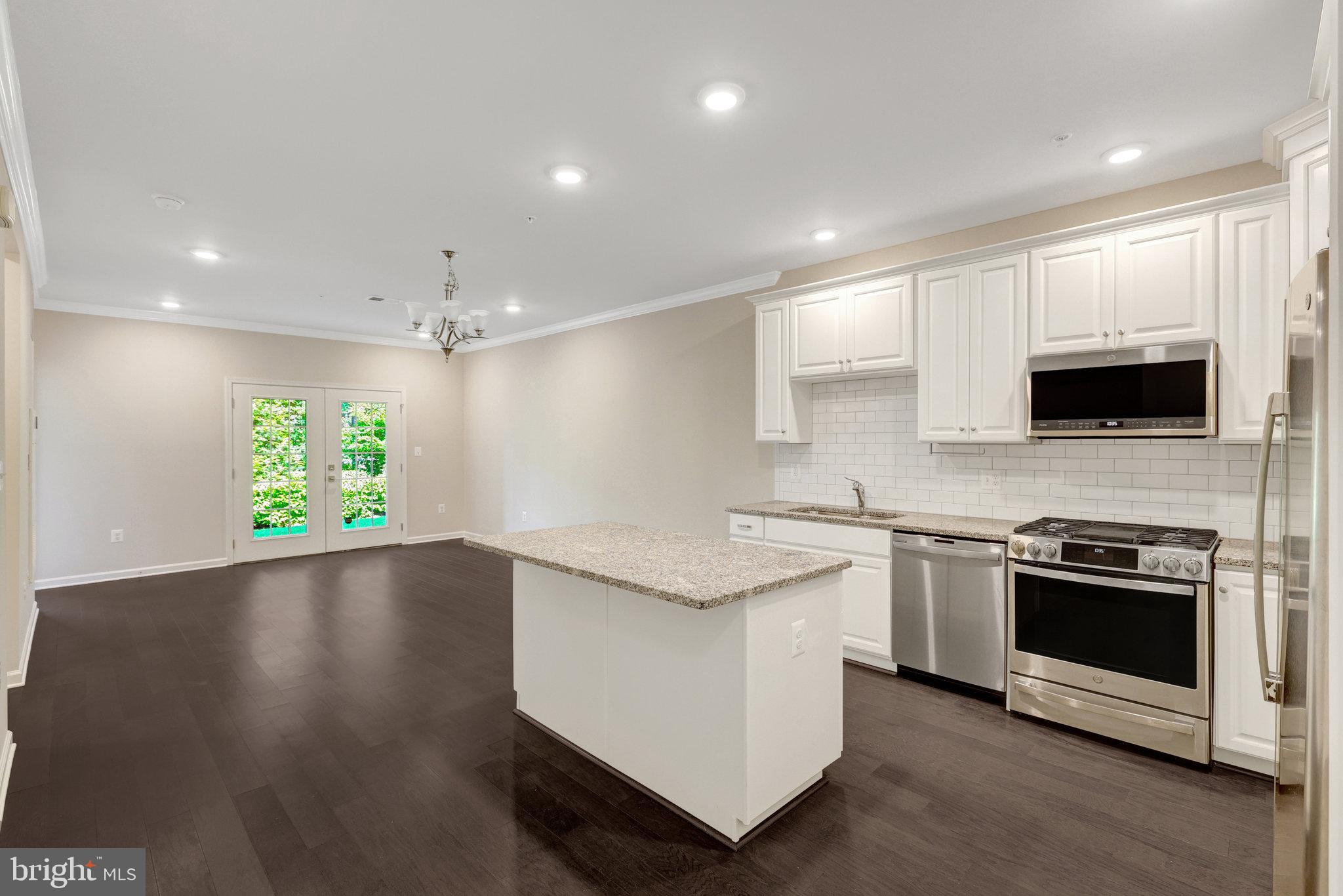 23275 MILLTOWN KNOLL SQUARE 111