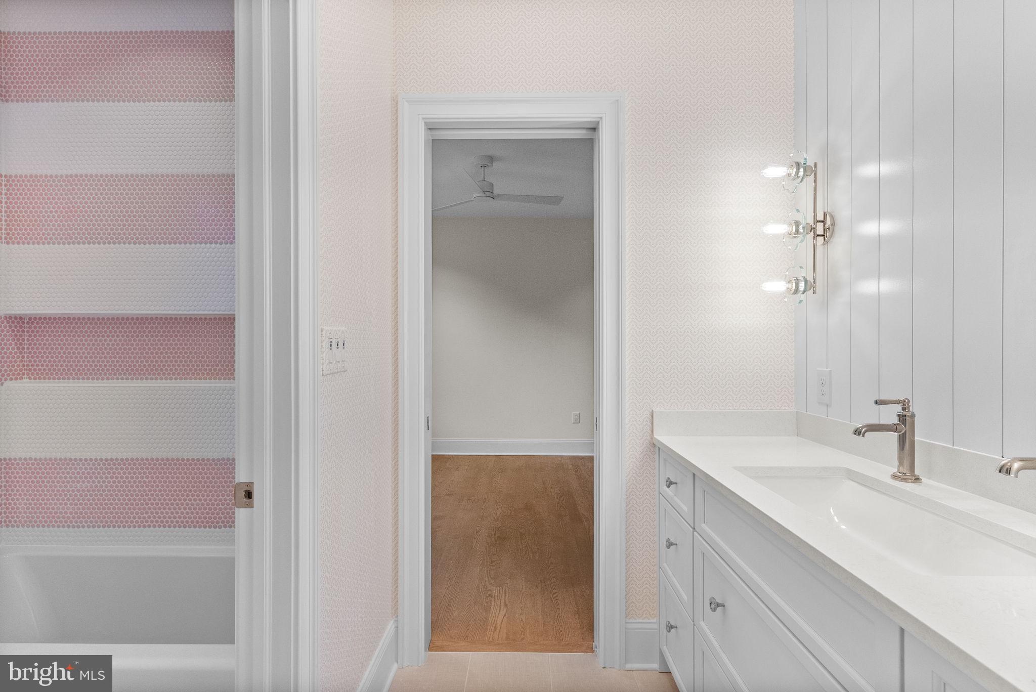 SUSSEX - Residential