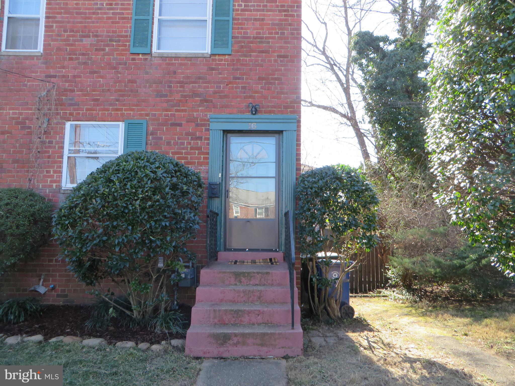 WARWICK VILLAGE - Residential Lease