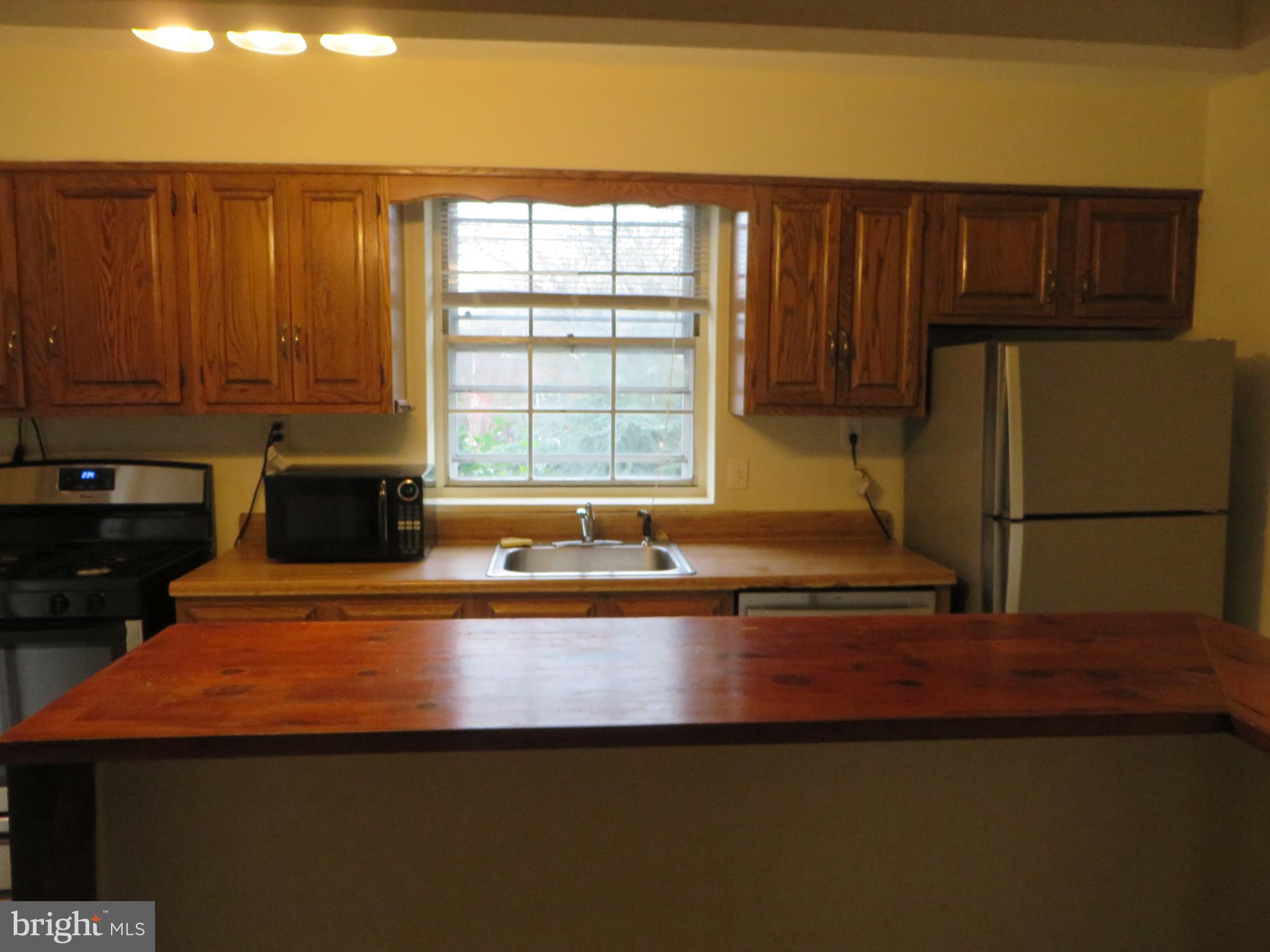 WARWICK VILLAGE - Residential Lease