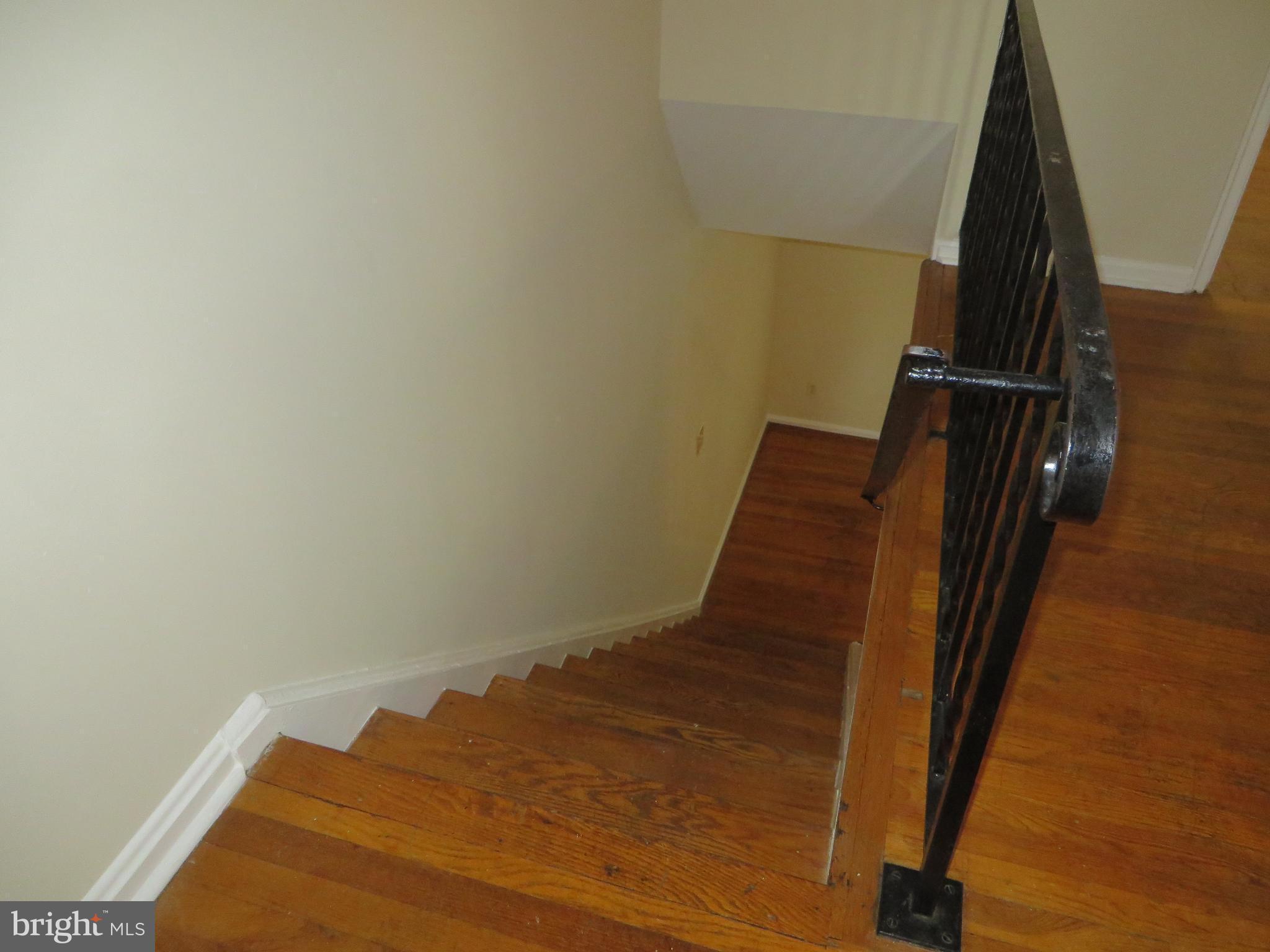 WARWICK VILLAGE - Residential Lease