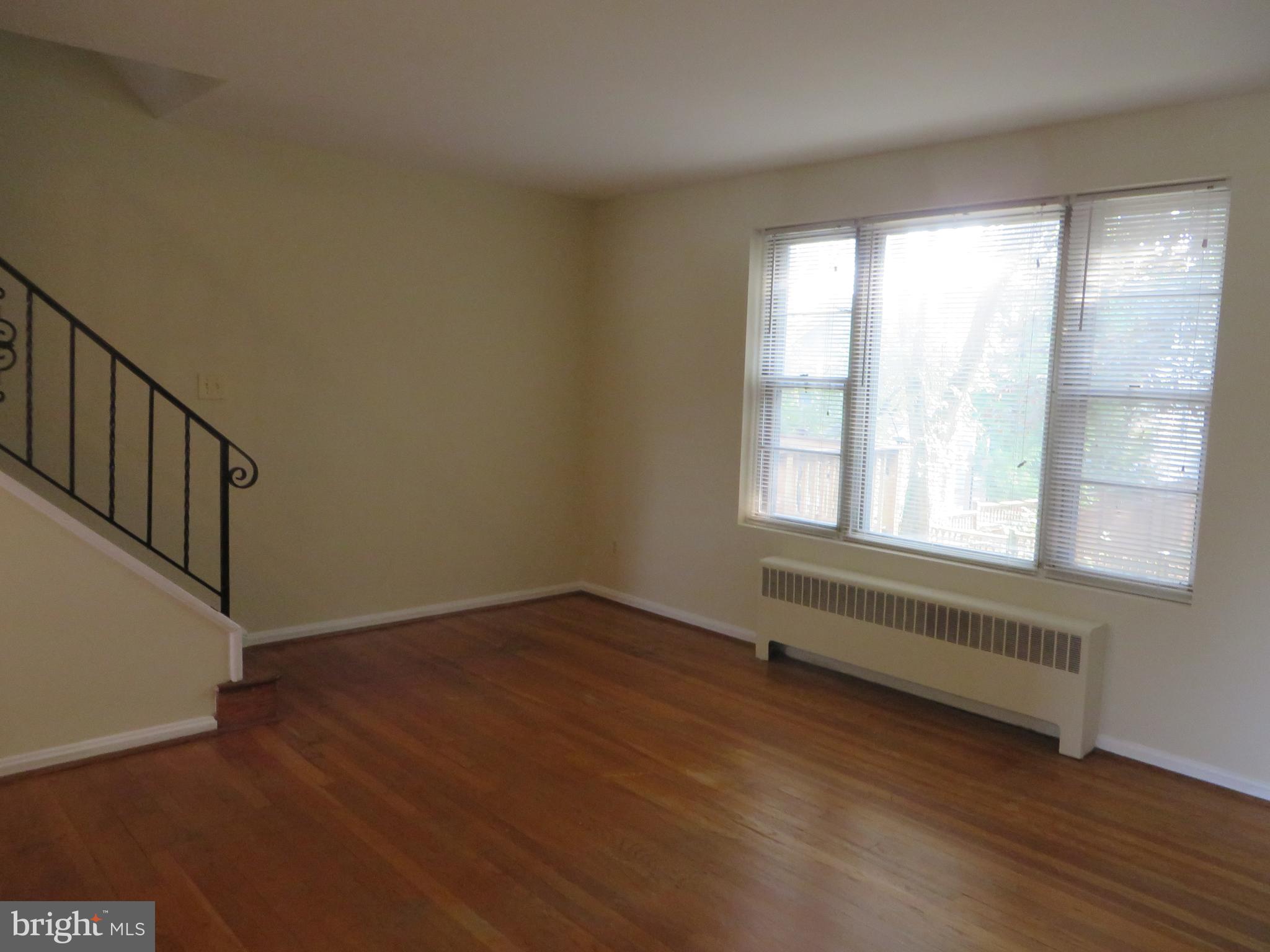 WARWICK VILLAGE - Residential Lease