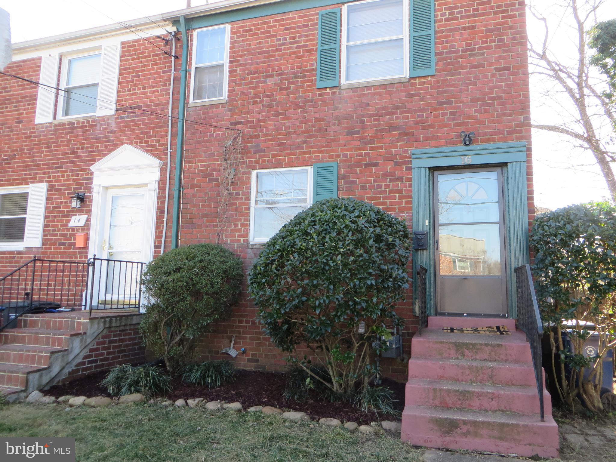 WARWICK VILLAGE - Residential Lease