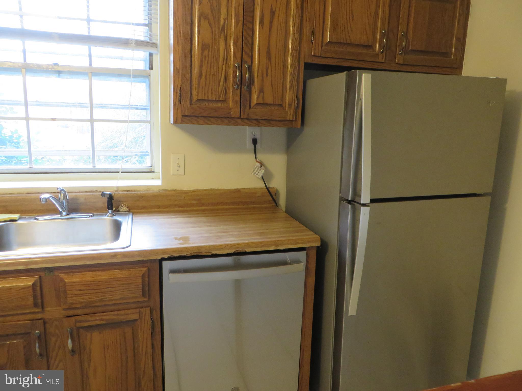 WARWICK VILLAGE - Residential Lease