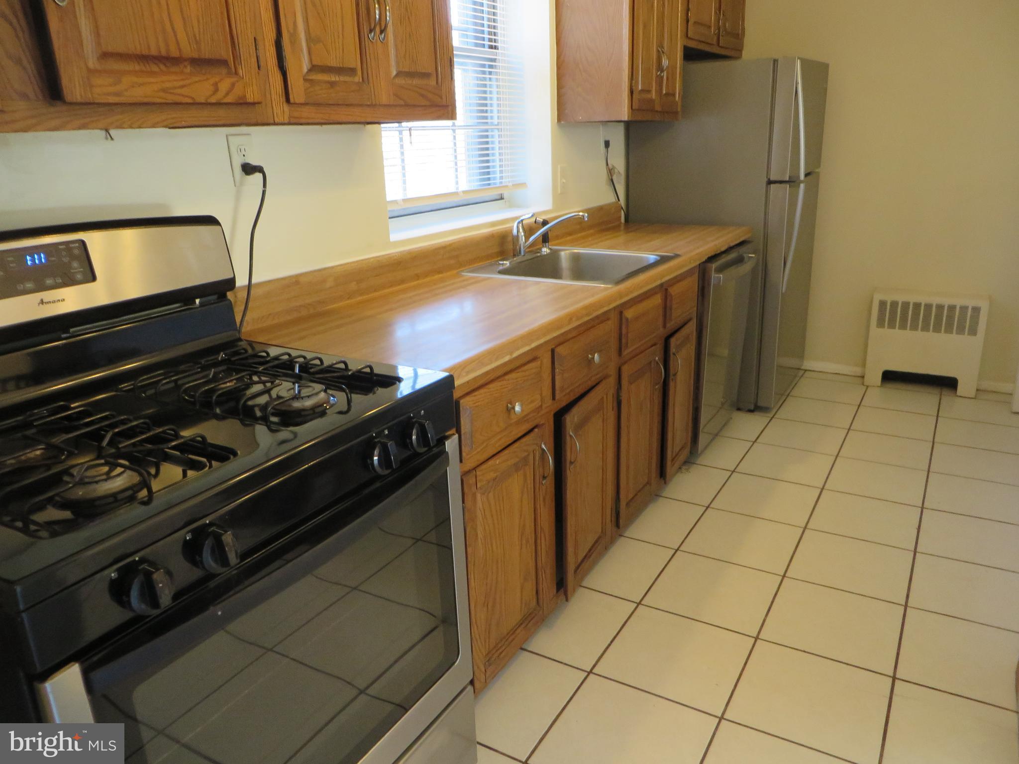 WARWICK VILLAGE - Residential Lease