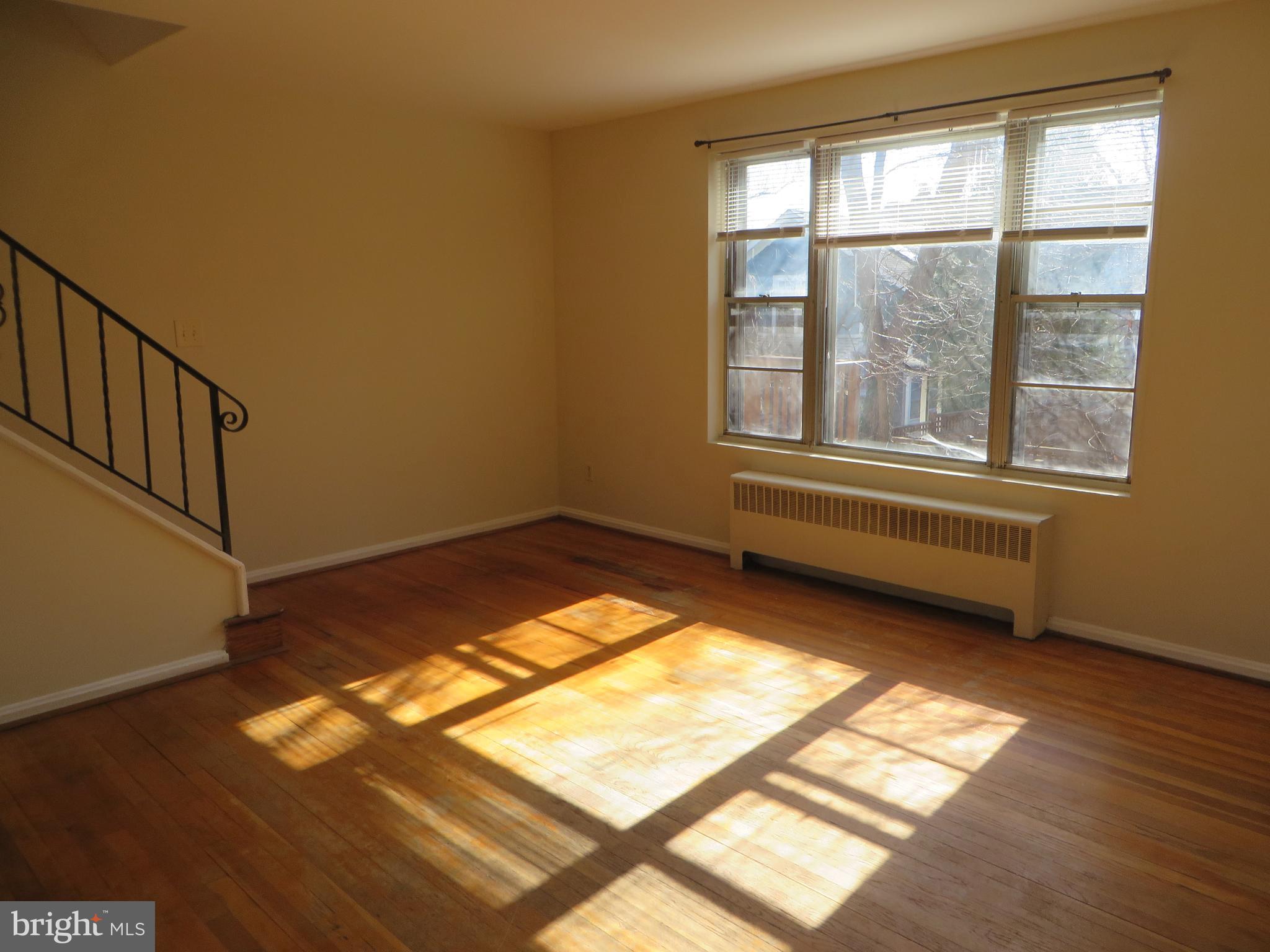 WARWICK VILLAGE - Residential Lease