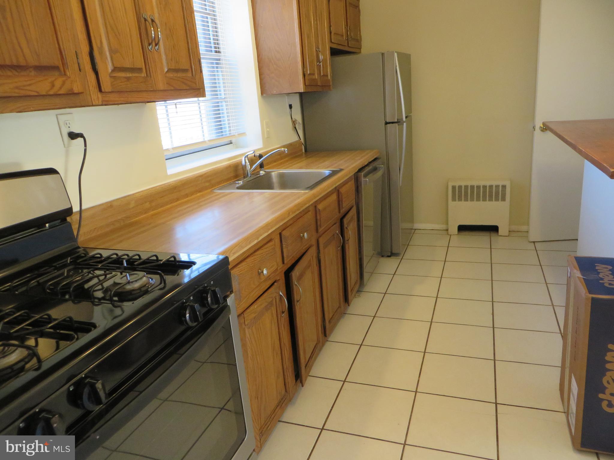 WARWICK VILLAGE - Residential Lease