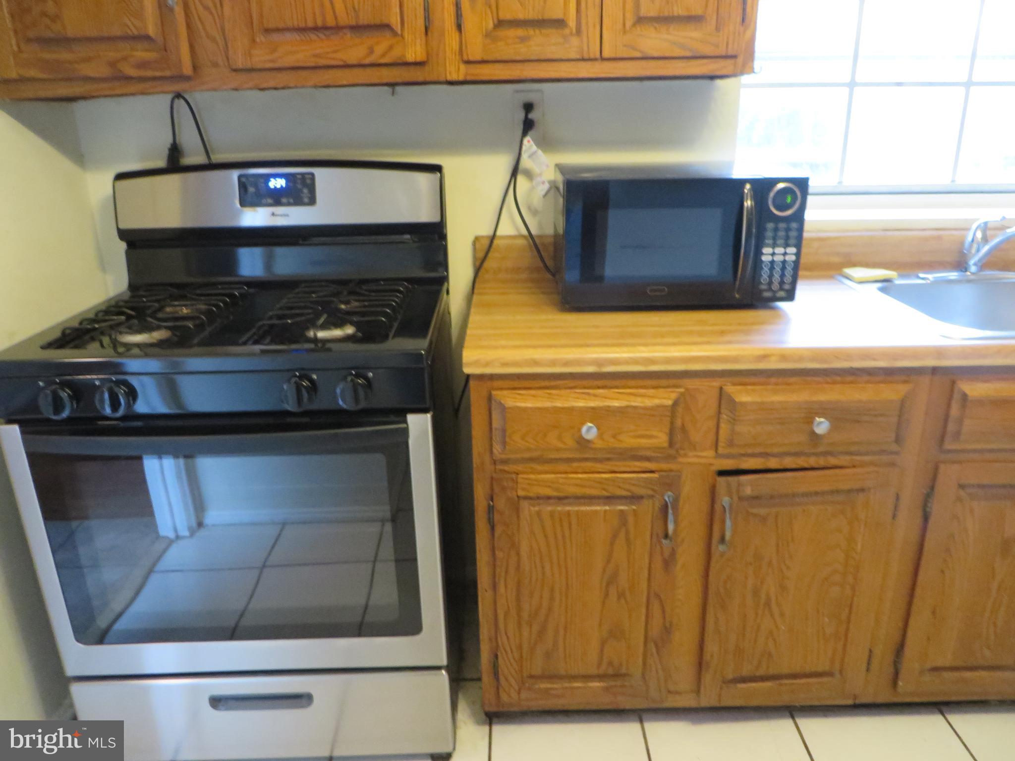 WARWICK VILLAGE - Residential Lease