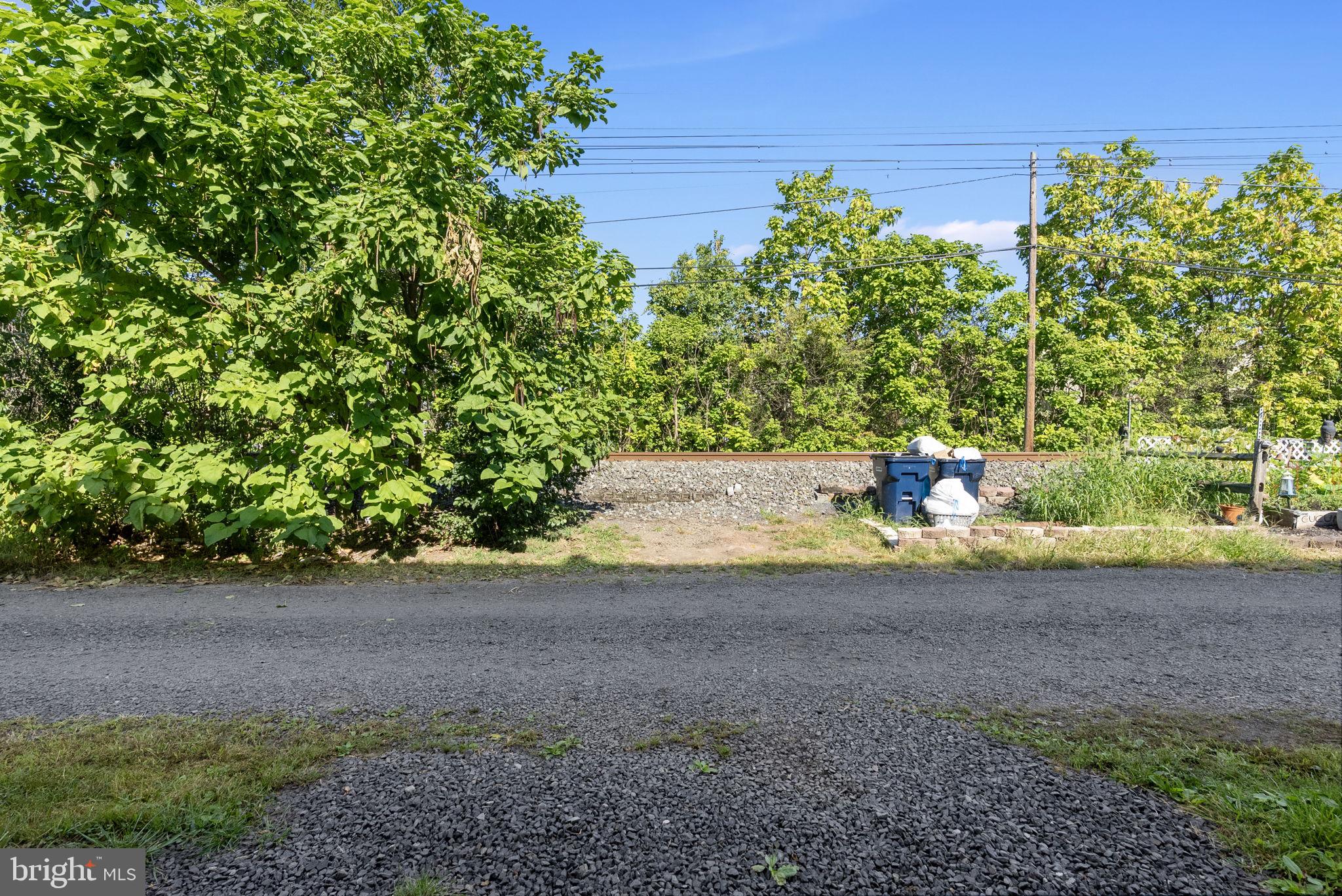 LANSDALE - Residential Lease