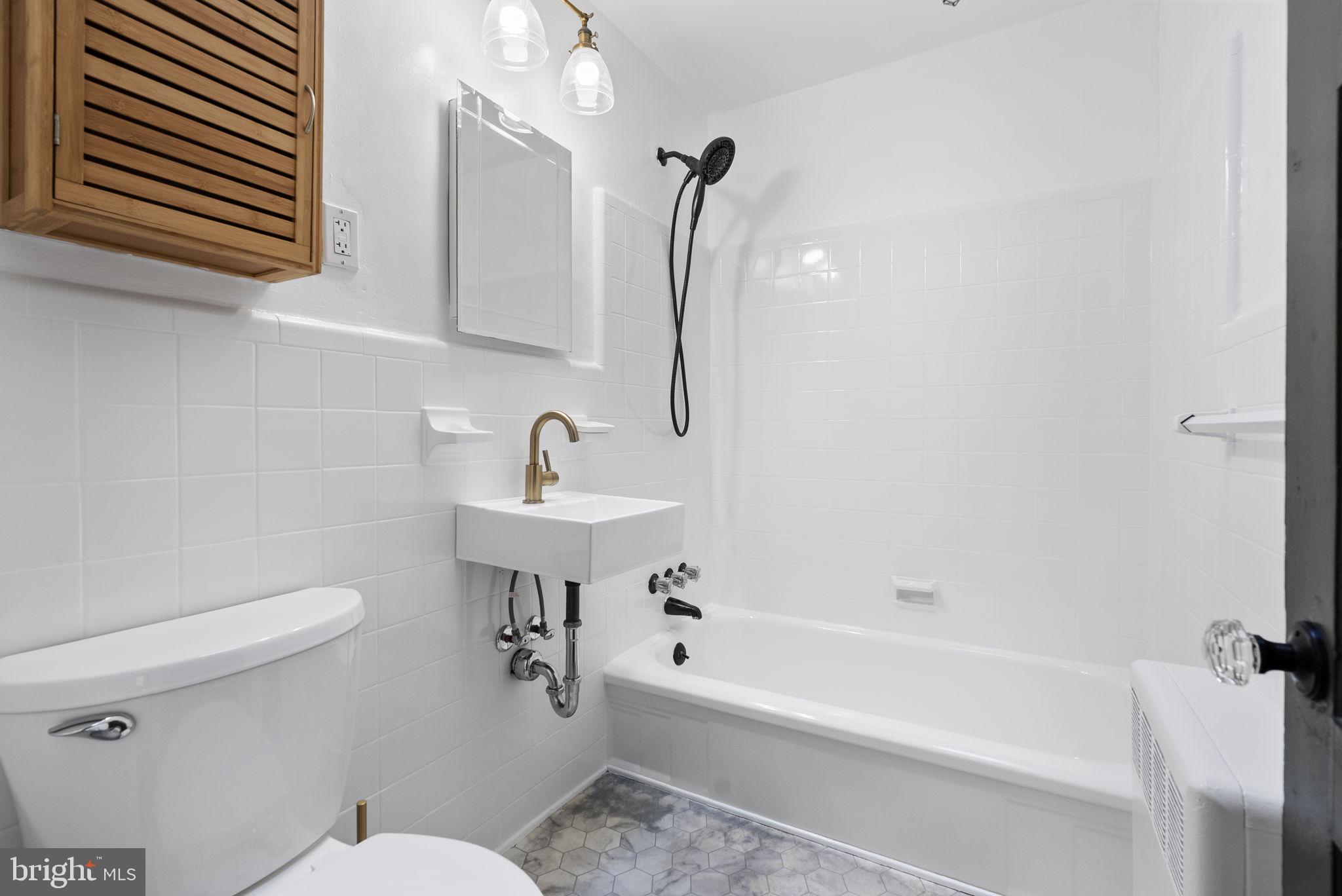 LANSDALE - Residential Lease