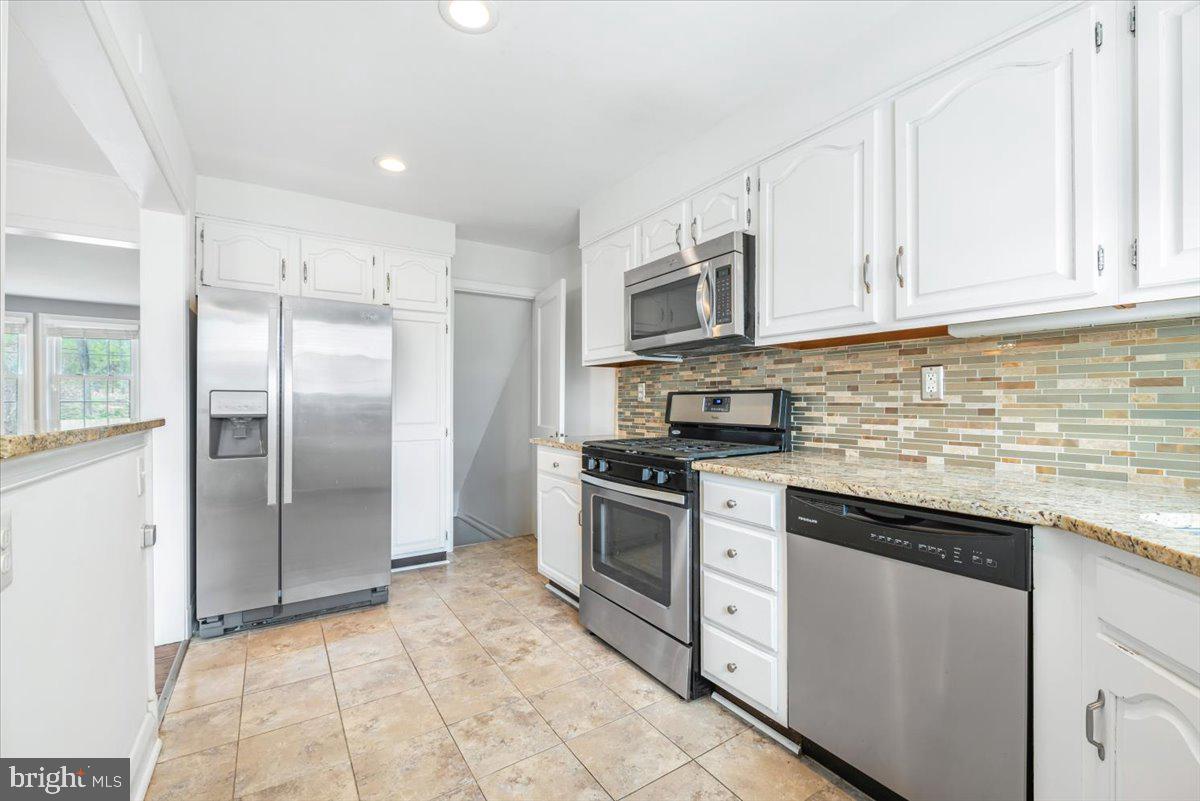 ACADEMY HEIGHTS - Residential