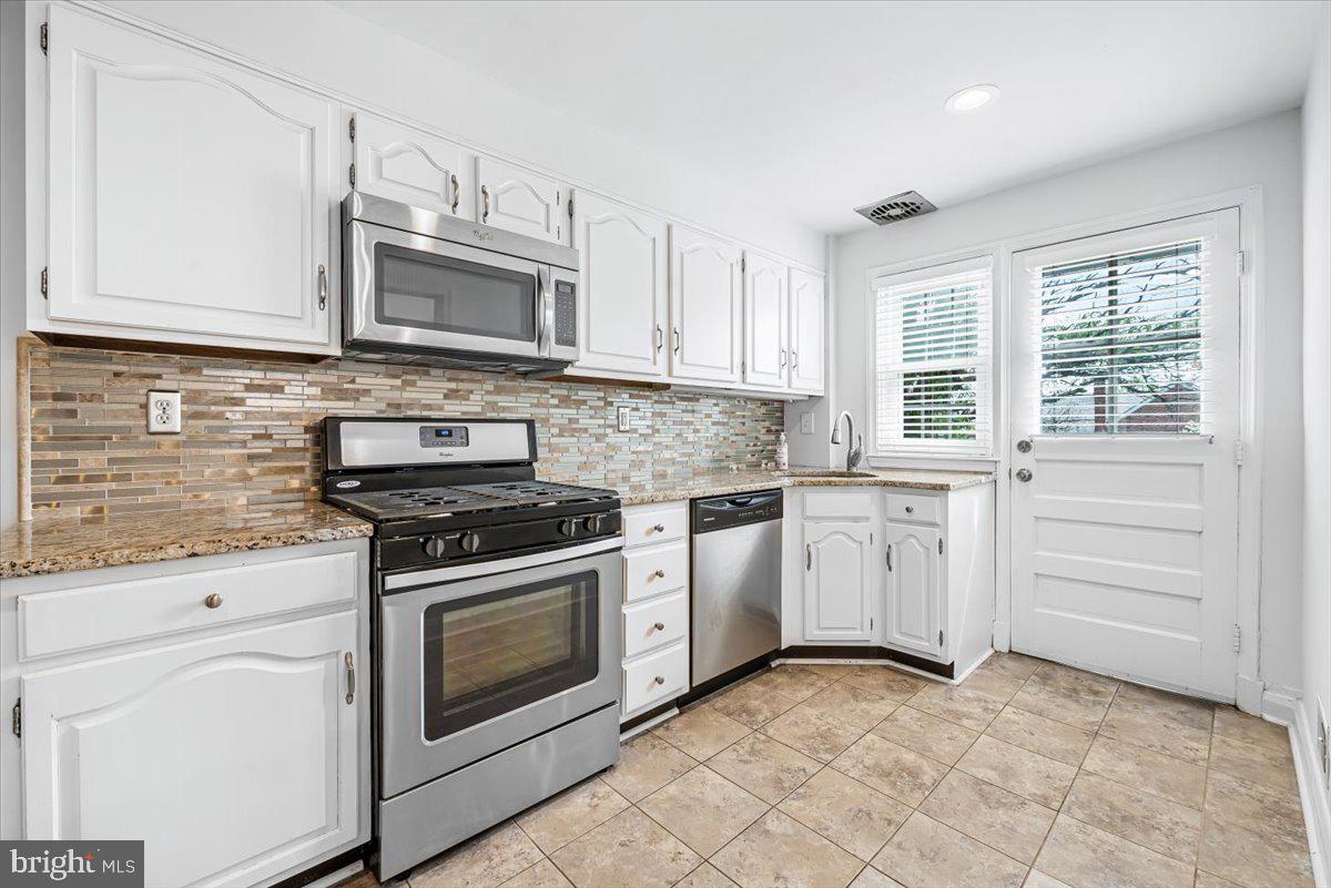 ACADEMY HEIGHTS - Residential