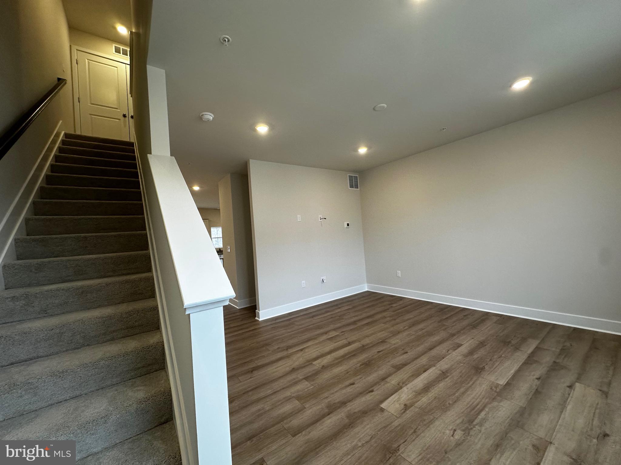 ST CHARLES - Residential