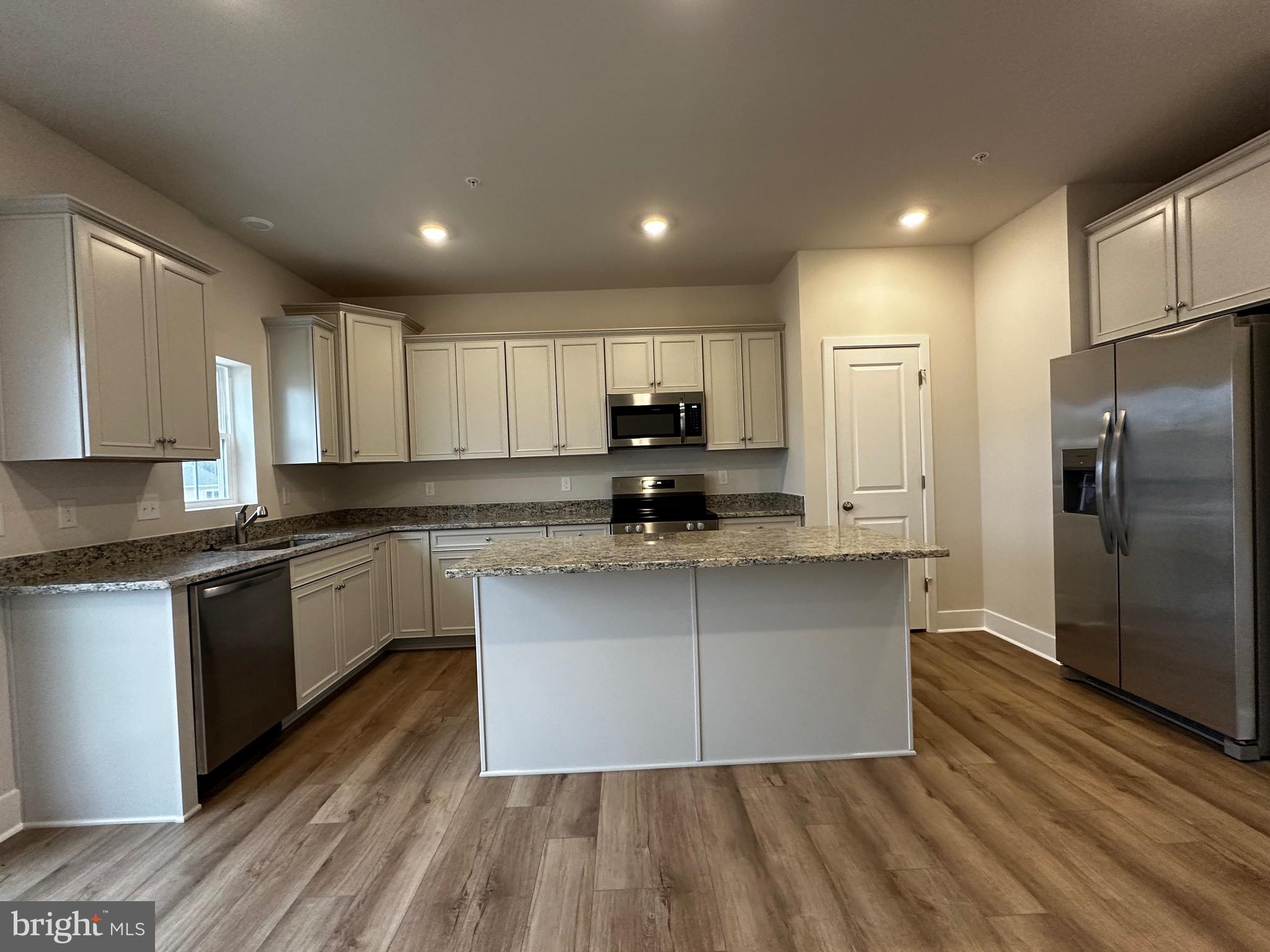 ST CHARLES - Residential