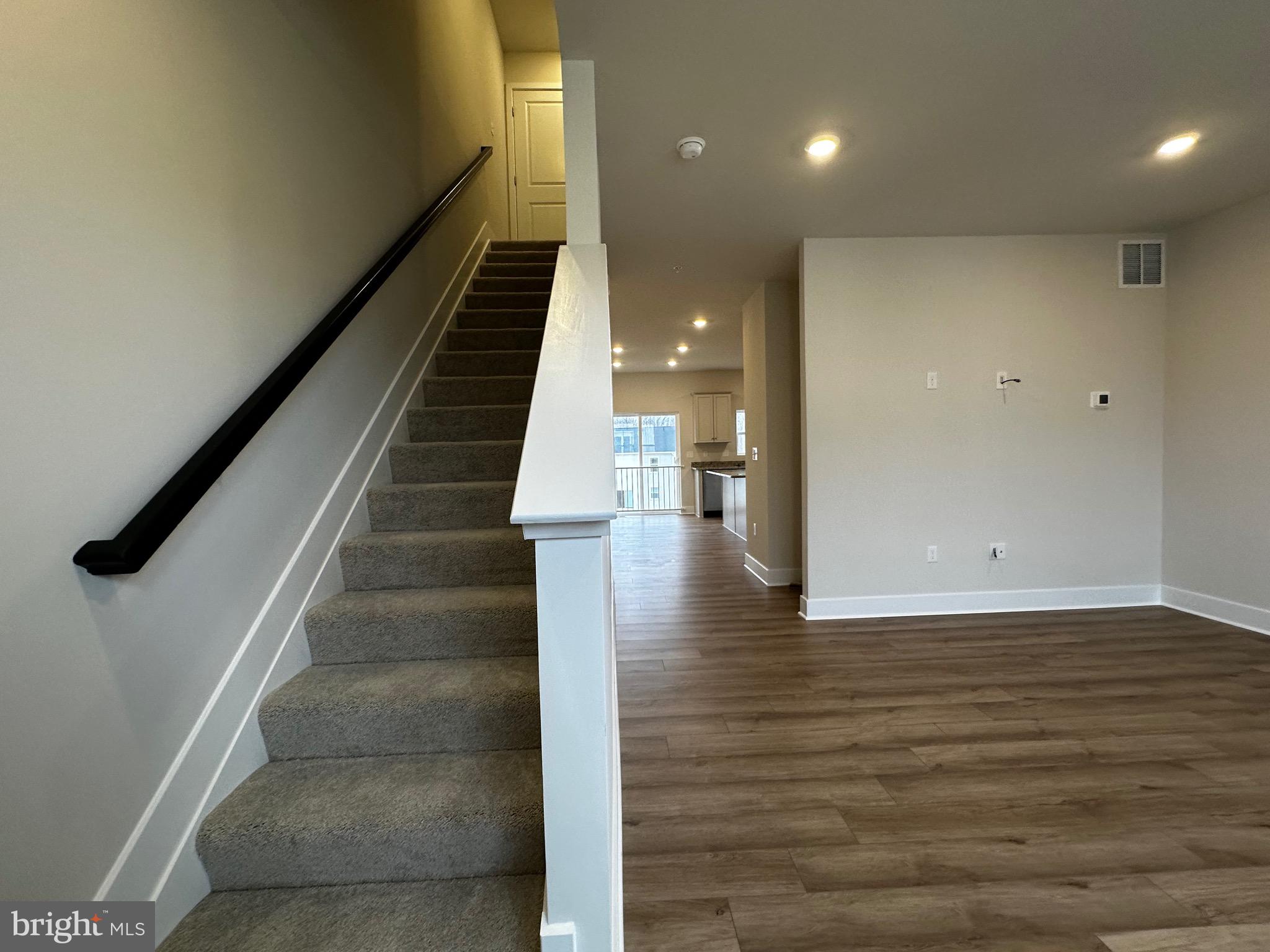 ST CHARLES - Residential