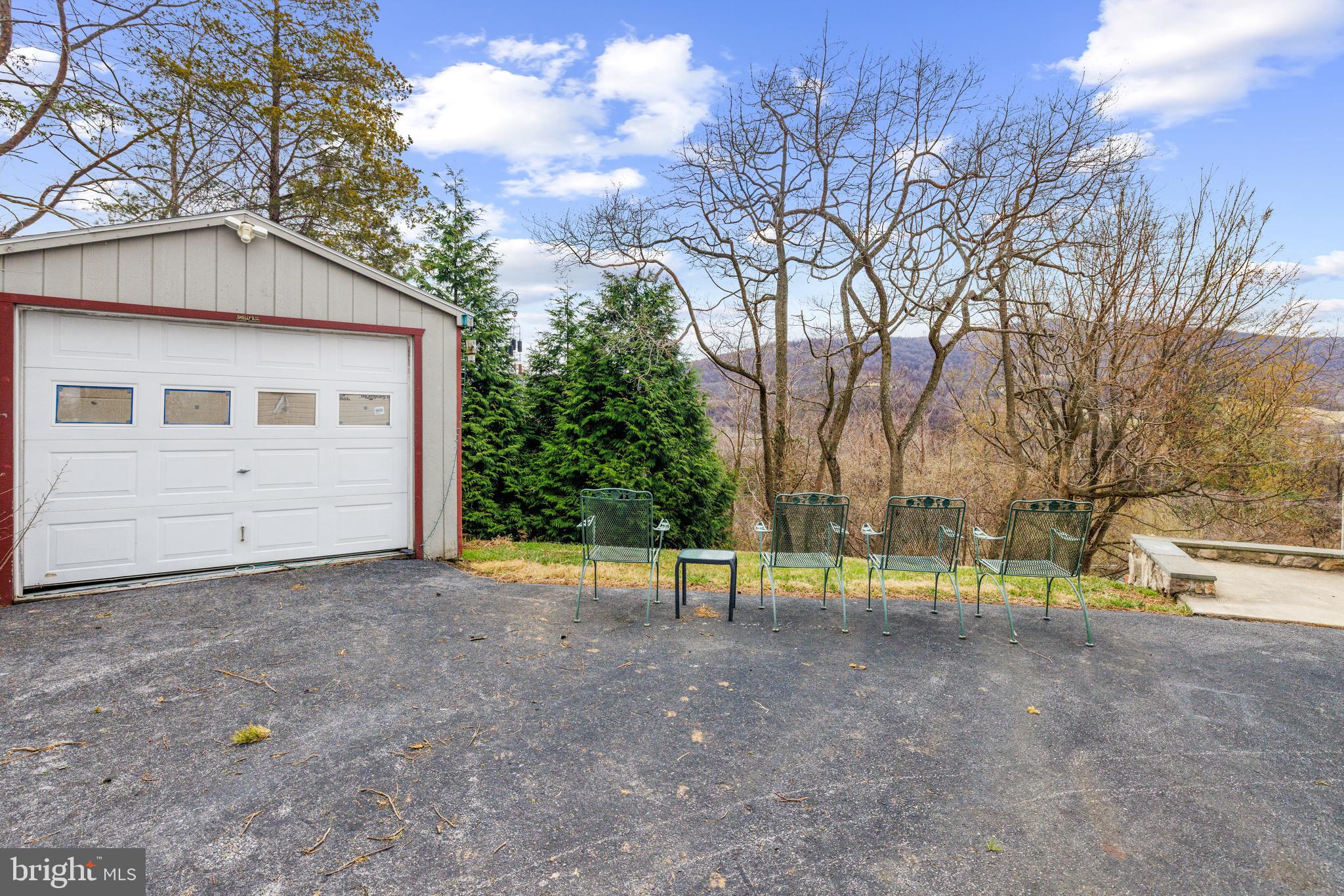 APPLE MT LAKE - Residential