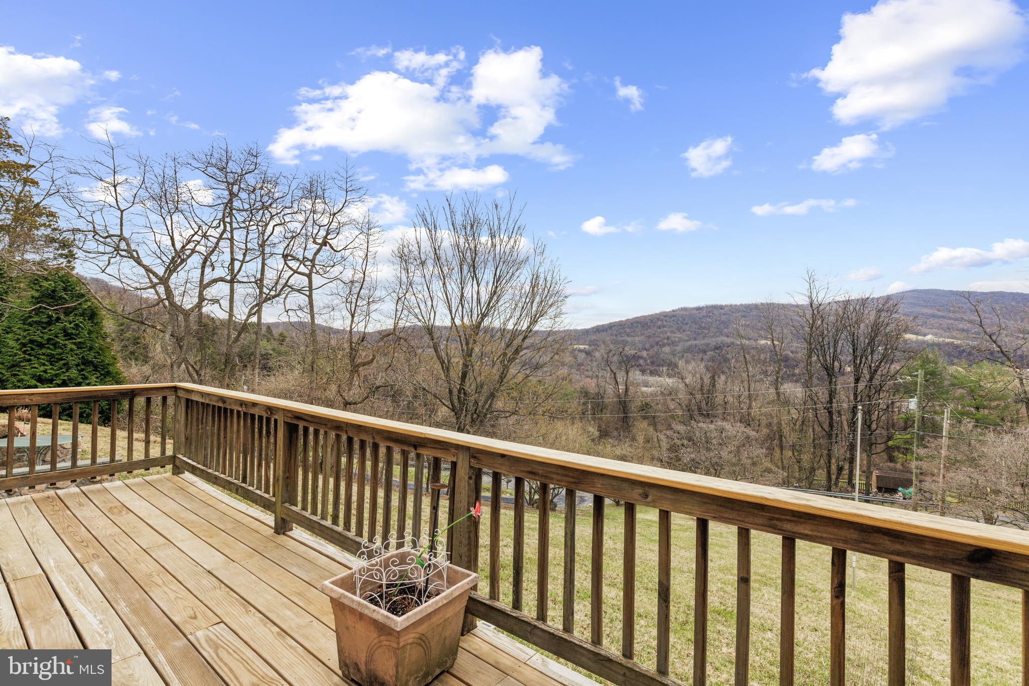 APPLE MT LAKE - Residential