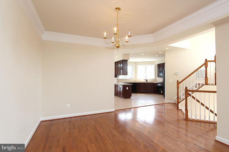 LANSDOWNE ON THE POTOMAC - Residential Lease