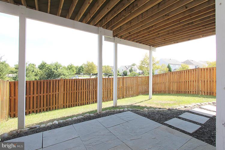 LANSDOWNE ON THE POTOMAC - Residential Lease