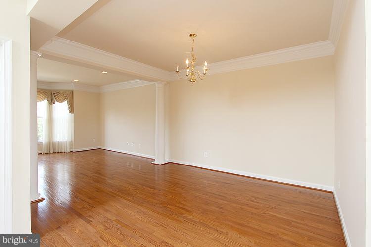 LANSDOWNE ON THE POTOMAC - Residential Lease