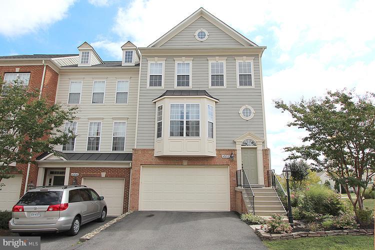 LANSDOWNE ON THE POTOMAC - Residential Lease