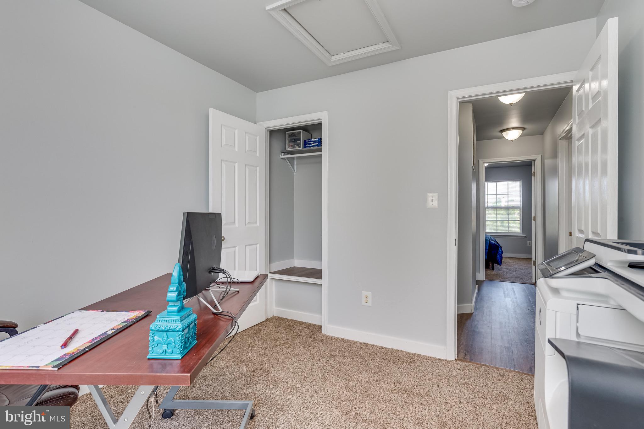 LAKELAND PLACE - Residential