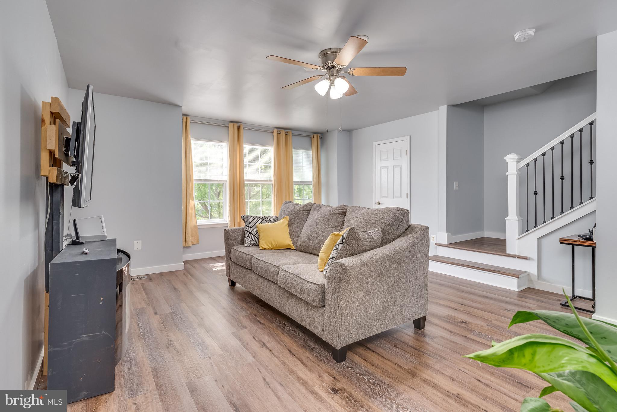 LAKELAND PLACE - Residential