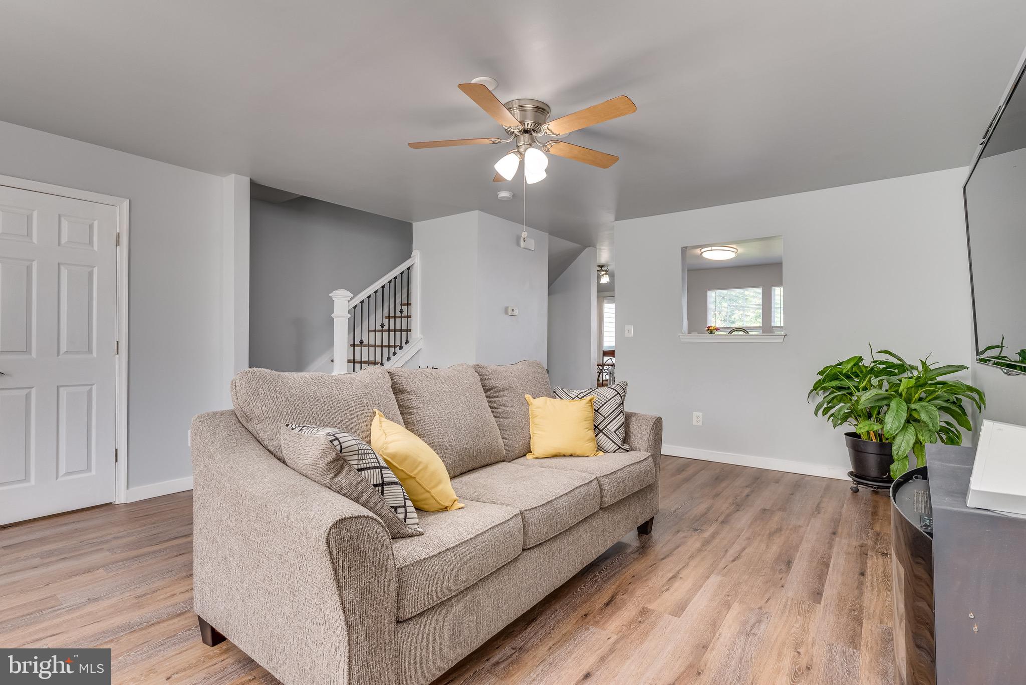 LAKELAND PLACE - Residential