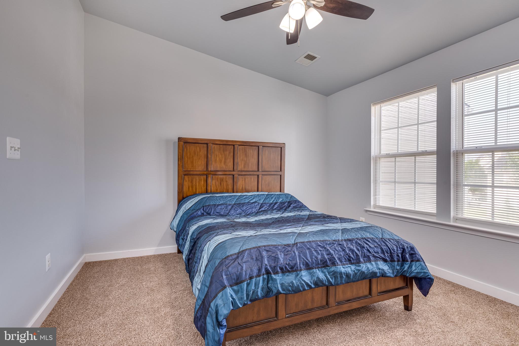 LAKELAND PLACE - Residential