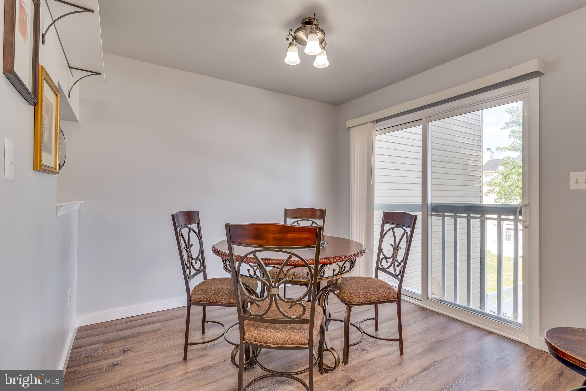 LAKELAND PLACE - Residential