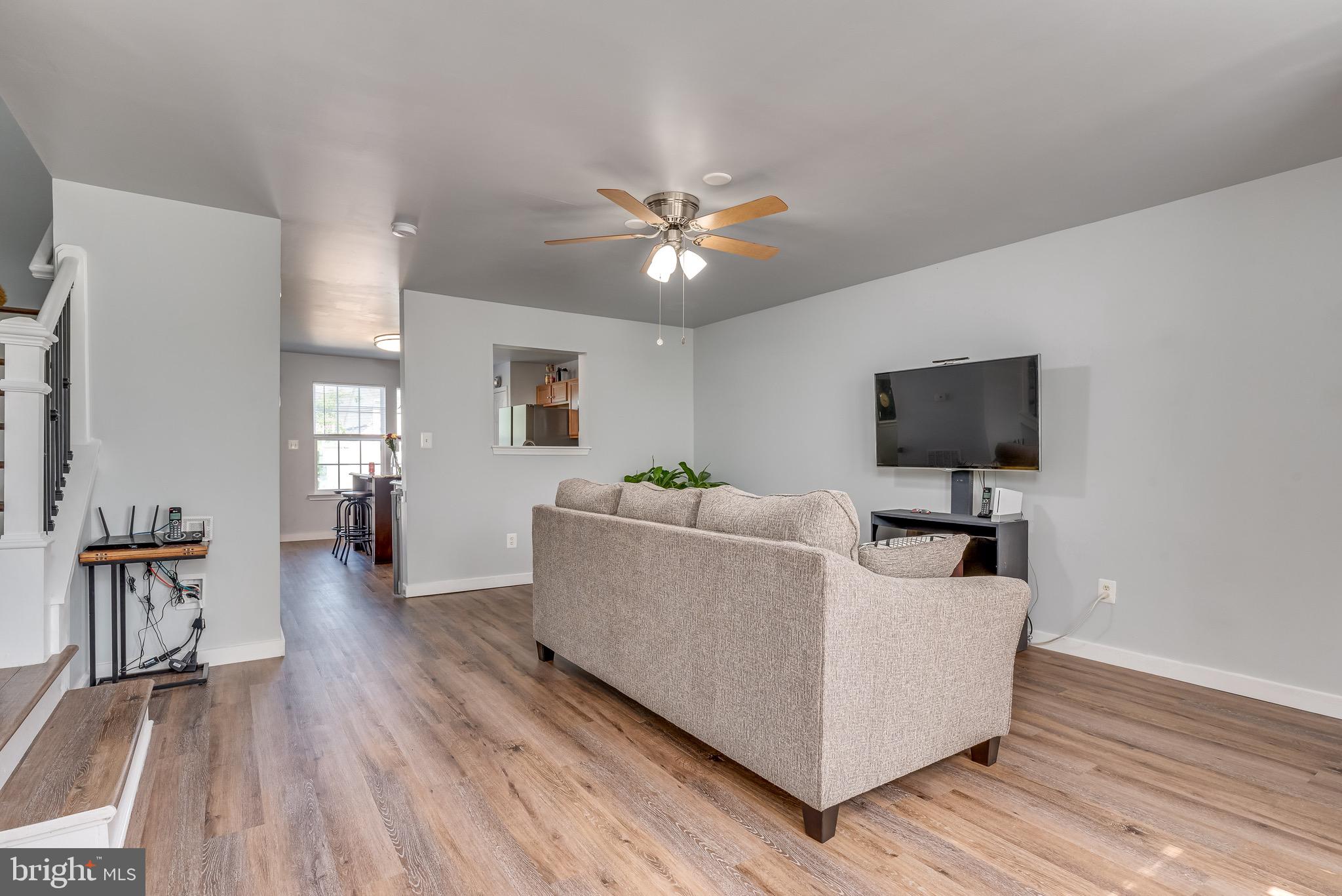 LAKELAND PLACE - Residential