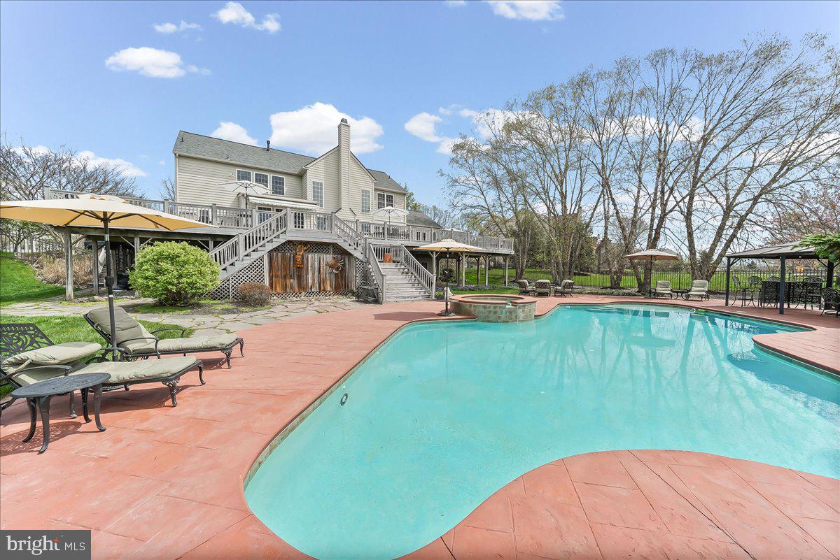 PICKERING GLEN - Residential