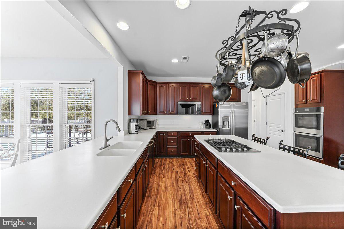 PICKERING GLEN - Residential