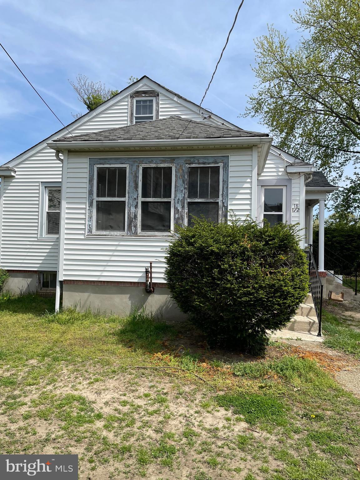 18A&B, 18 1/2 MAIN STREET