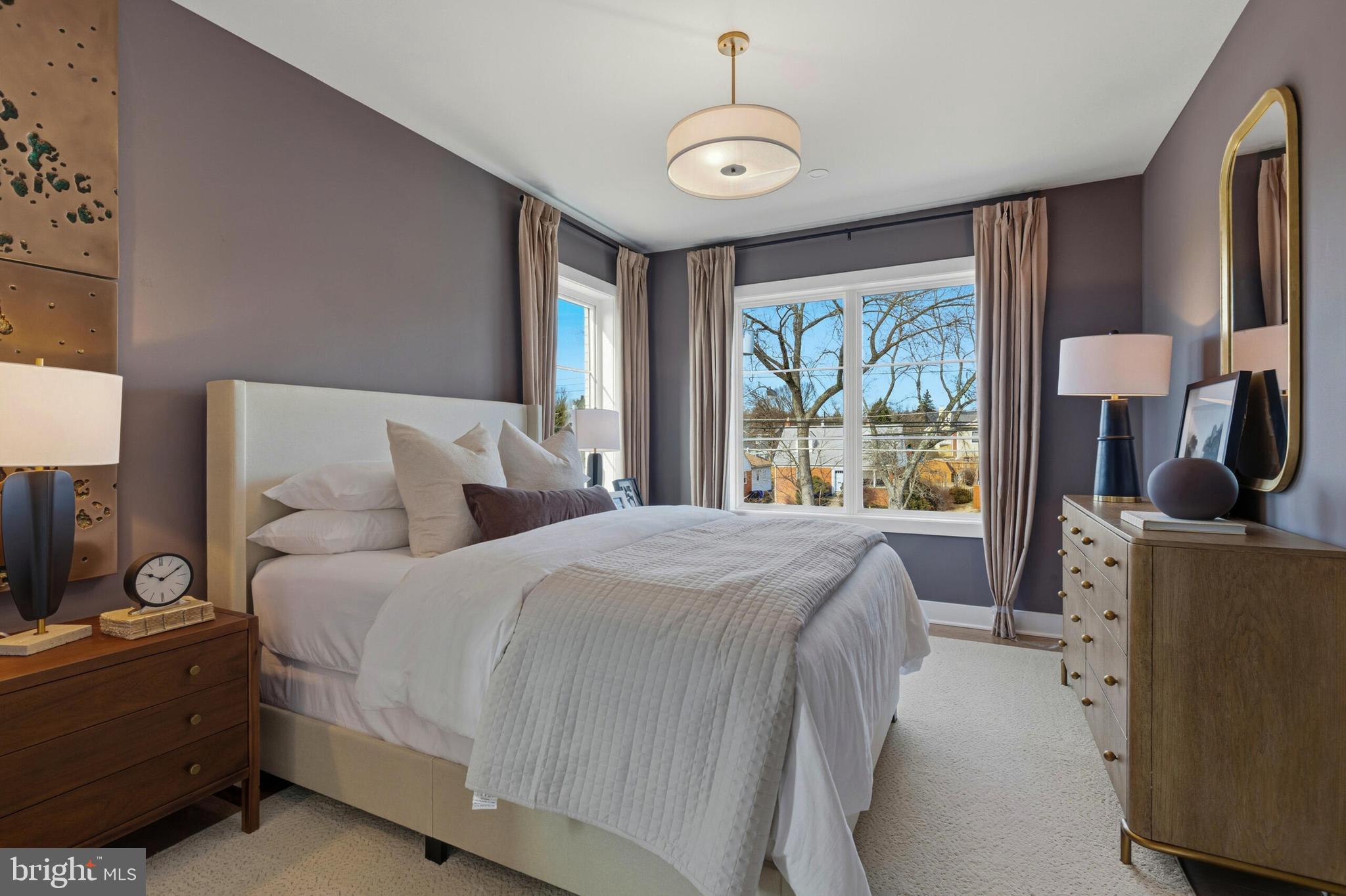 STRATHMORE VIEW - Residential