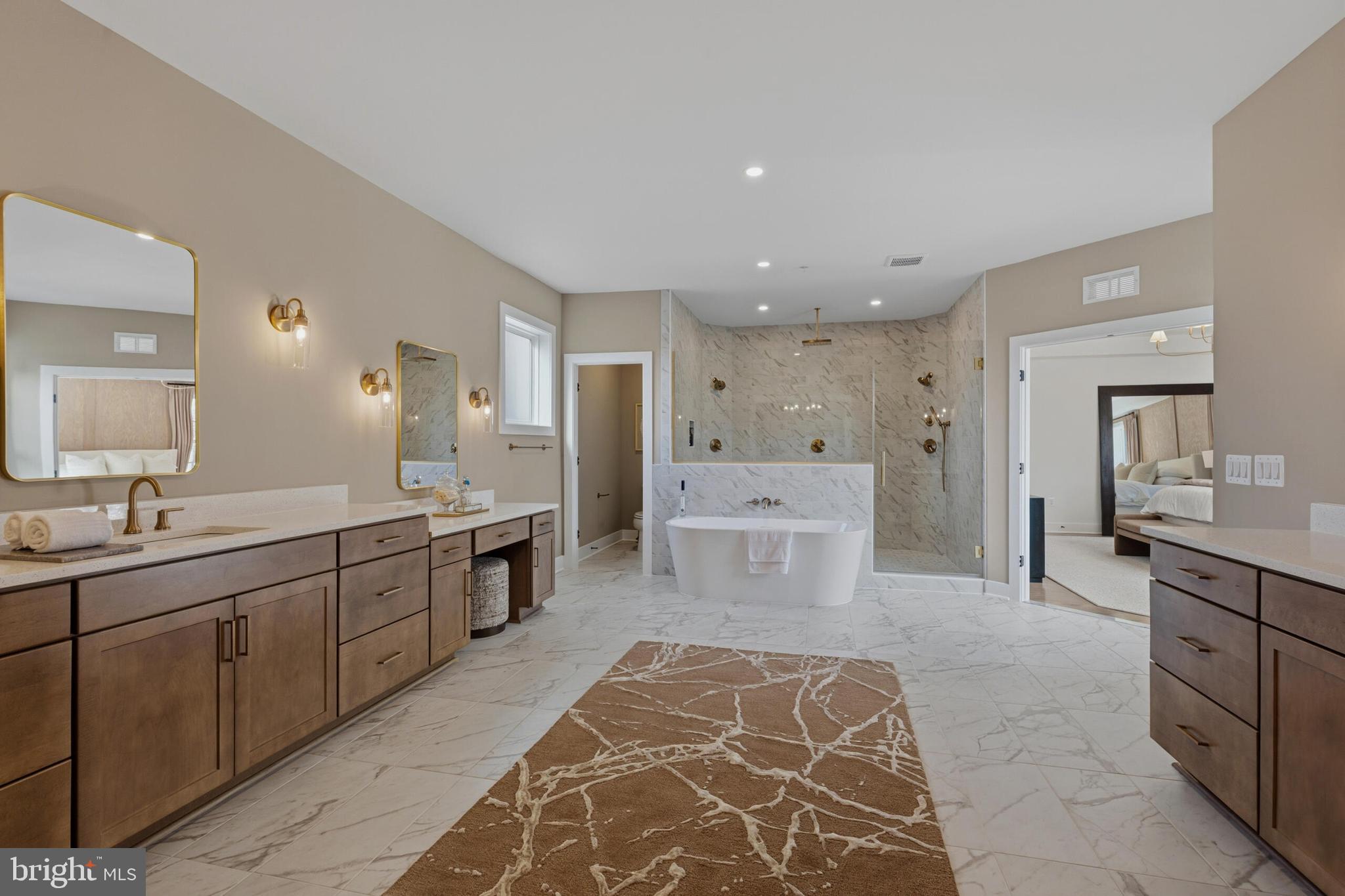 STRATHMORE VIEW - Residential