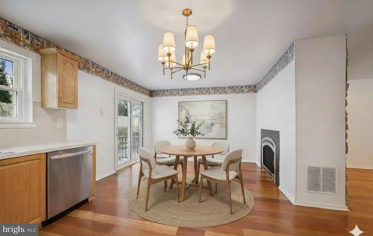 COLLEGE WOODS - Residential