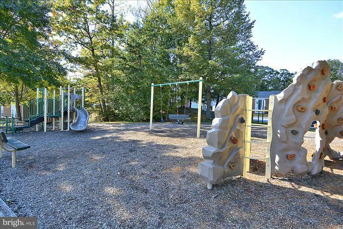 RIPPON LANDING - Residential