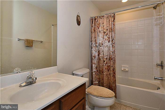 RIPPON LANDING - Residential