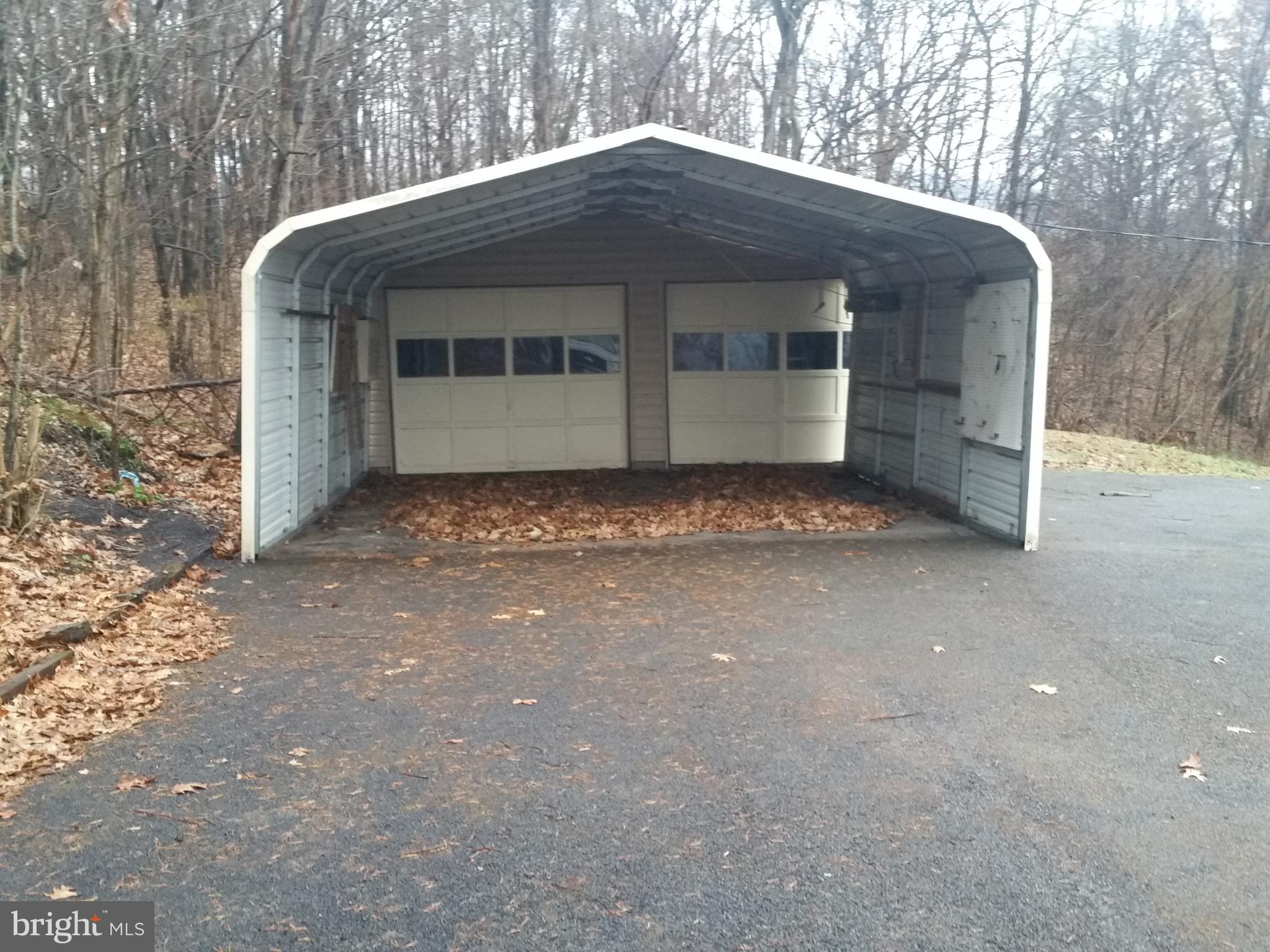 DETRICK ACRES - Residential