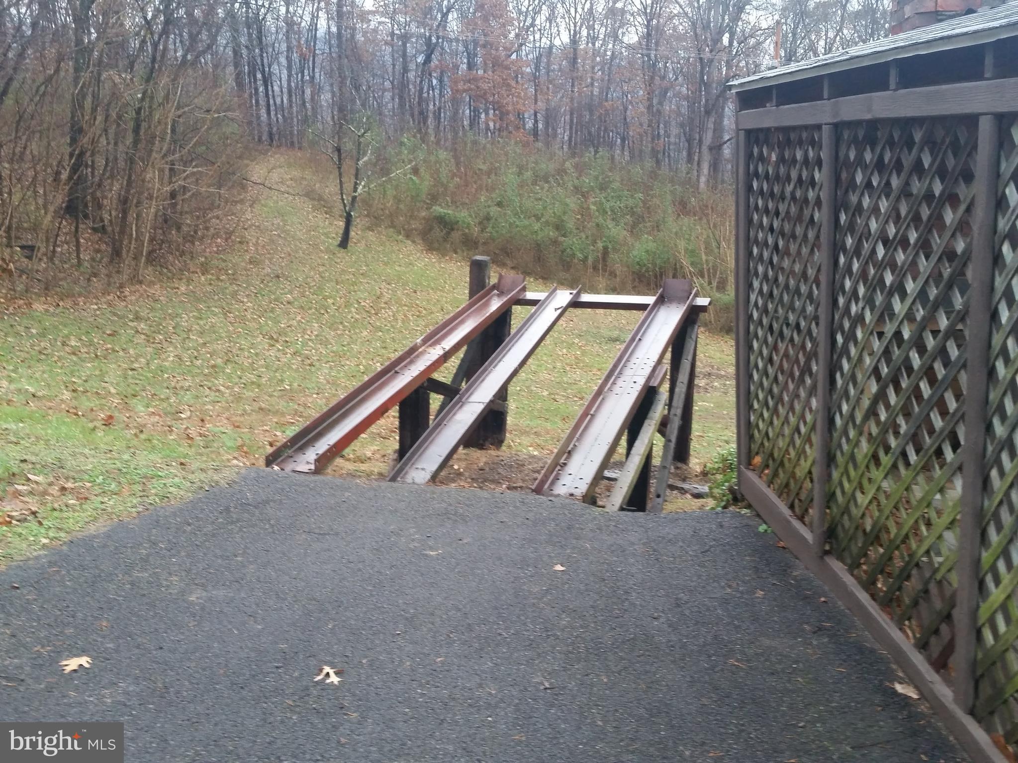 DETRICK ACRES - Residential