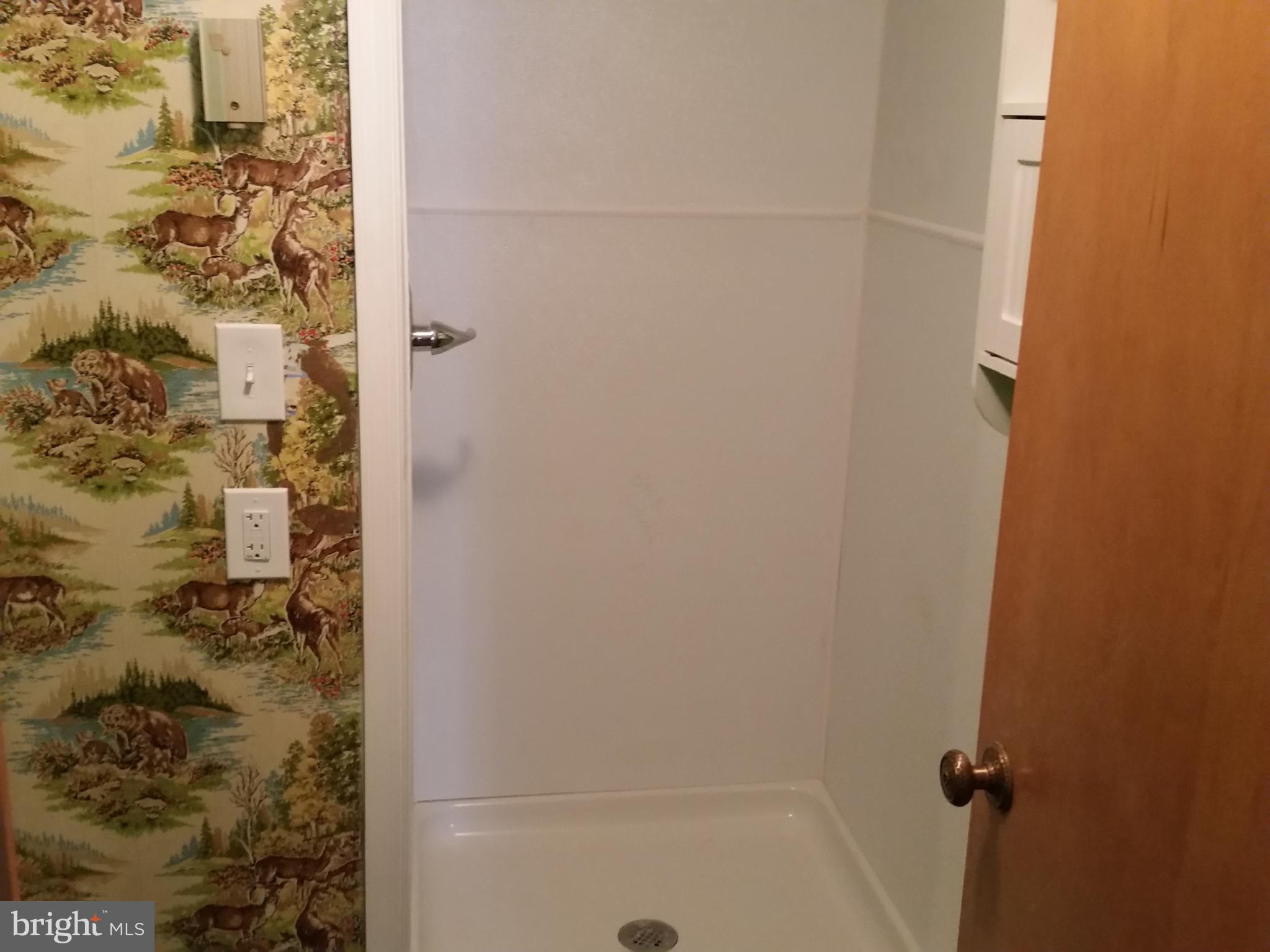 DETRICK ACRES - Residential