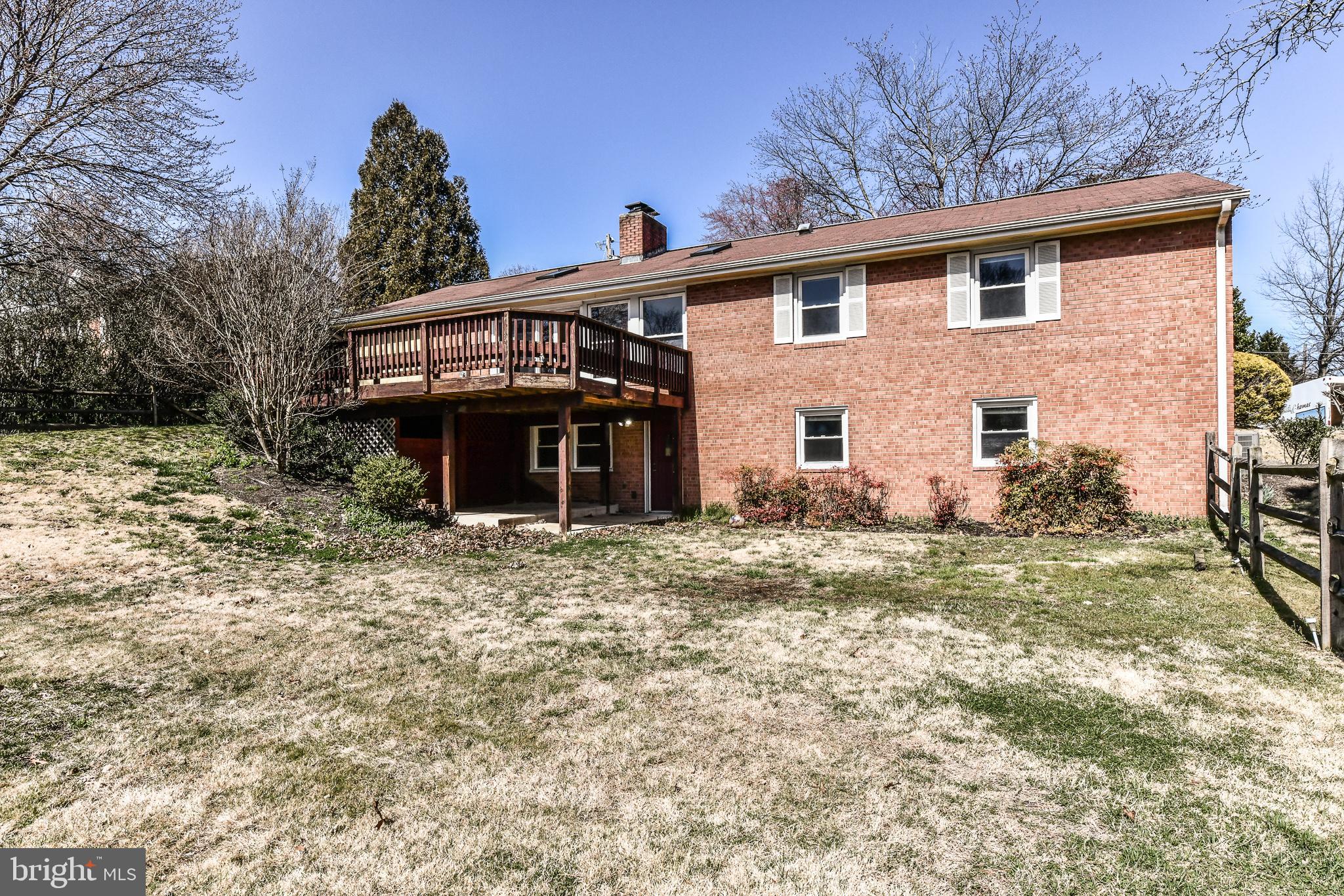 WEST SPRINGFIELD - Residential Lease