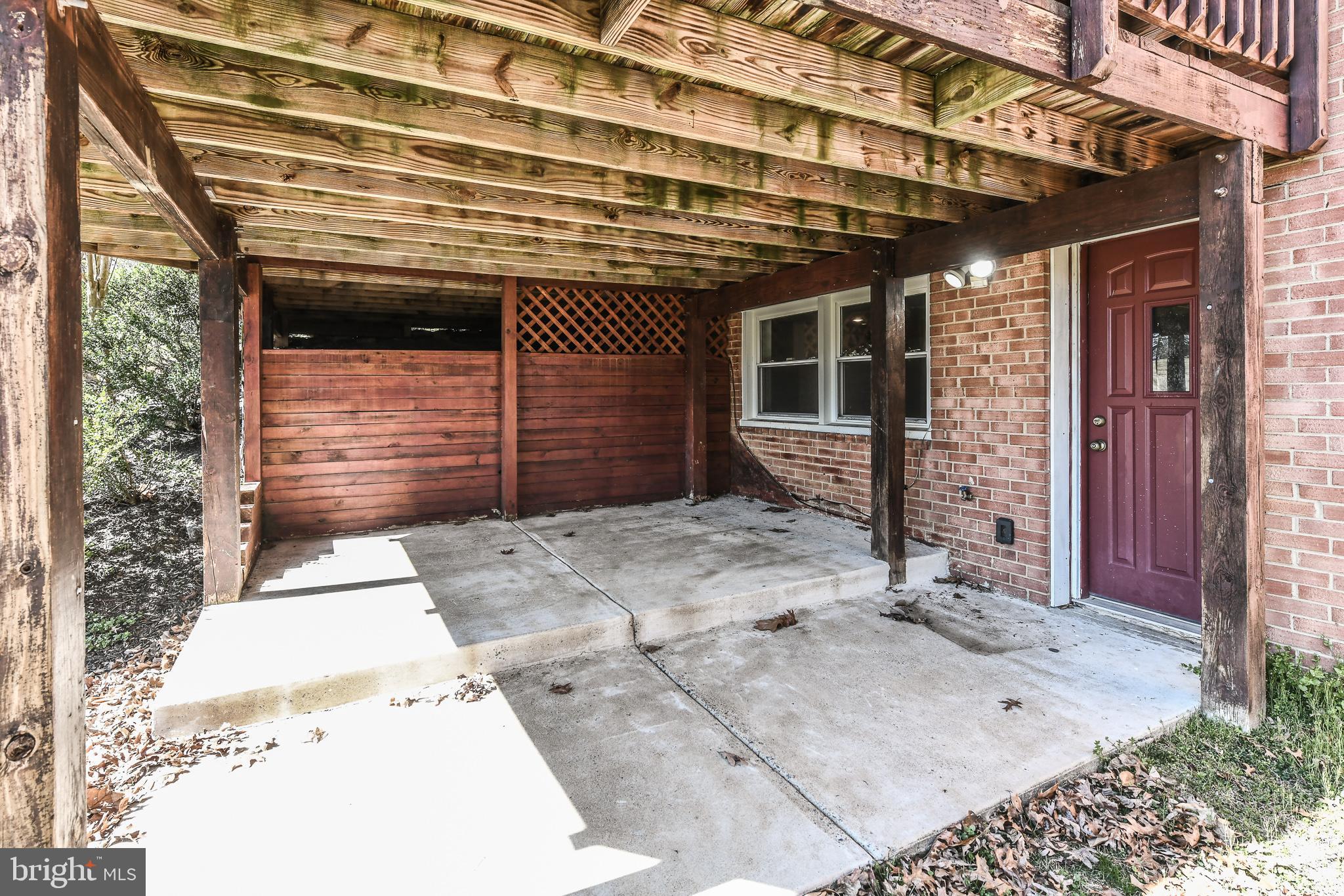 WEST SPRINGFIELD - Residential Lease