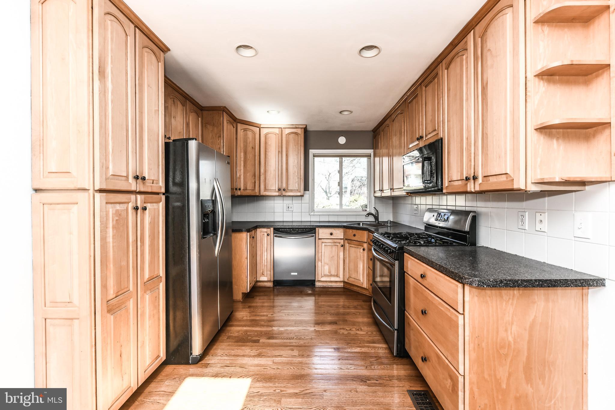 WEST SPRINGFIELD - Residential Lease