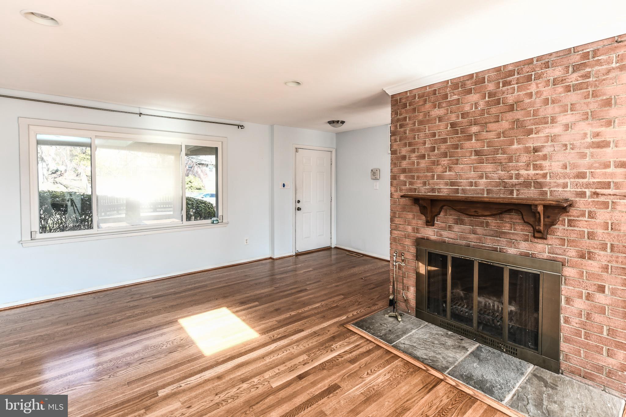 WEST SPRINGFIELD - Residential Lease